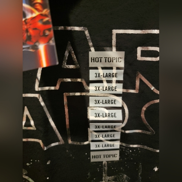 HOT TOPIC Star Wars Foiled Graphic Tee Size 3x - Picture 4 of 9